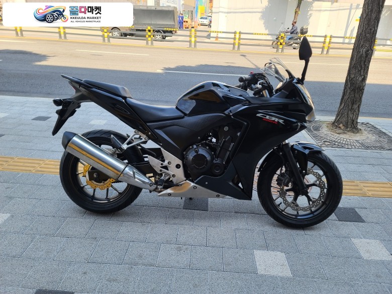 혼다 CBR 500 R 2014년식 유성바이크   전차종 매입가능   대차 가능  깔끔  합니다