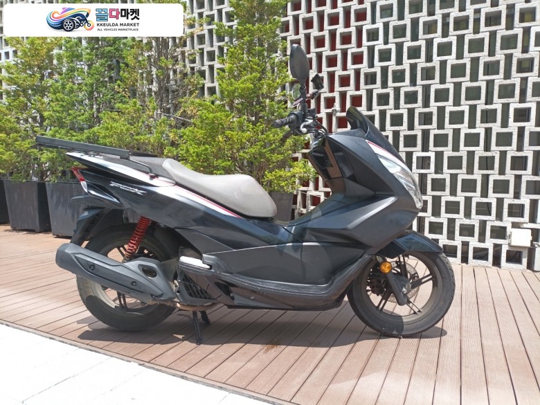 혼다 PCX 125 FI 2018년식 드라이브애드/DA-077/혼다/올뉴pcx/18년식/86,345km /자체 할부 판매