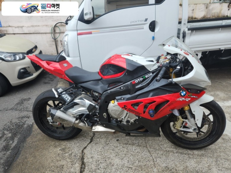BMW S 1000 RR 2012년식 bmw  s1000rr~~2012년식 순정카울~~