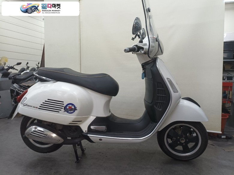 베스파 GTS 125 3V 2015년식 드라이브애드/DA-081/베스파/GTS125/15년식/16,205km /자체 할부 판매