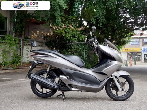 혼다 PCX 125 FI 2011년식 몽키바이크 - 11년식 혼다 PCX125FI (S+급!2인신조!무사고!3만8천실주행!점검완료!) 오토바이매입!대차가능!전국바이크매입!