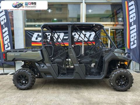캔암 디팬더 1000 XT 2023년식 [NEW 캔암 디펜더 시리즈] 6인승 2열 공간과 업그레이드 된 오프로드 성능과 효율성, 넓고 실용적인 적재 공간 DEFENDER MAX 1000 XT