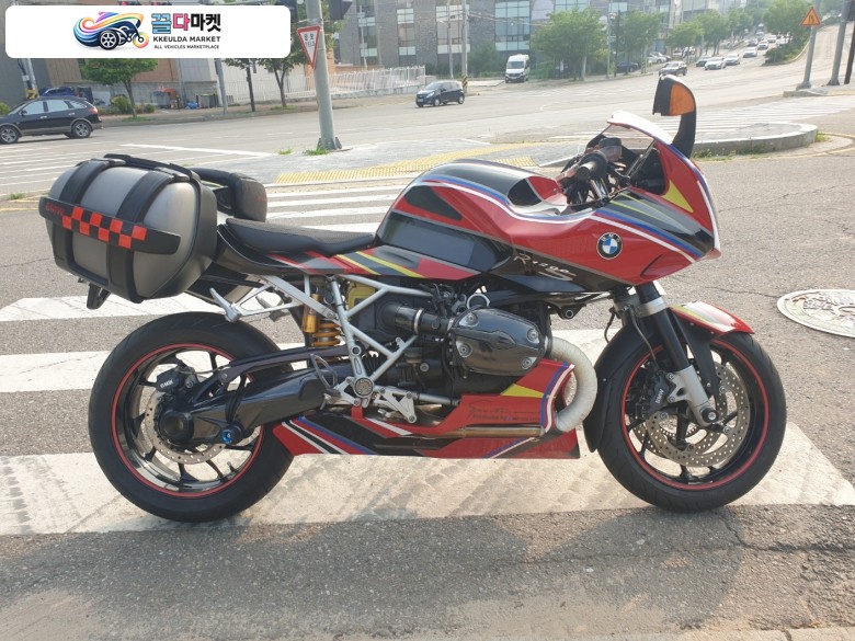 BMW R 1200 S 2007년식 bmw 박서 레플리카 r1200s  올린즈서스  판매합니다