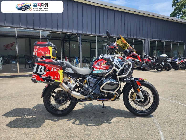 BMW R 1250 GS 어드벤처 2020년식 [중고]BMW 모토라드 R 1250 GS 어드벤쳐 너무 먼 목적지란 없습니다. 600평 바이크 최다 보유 바이크랜드