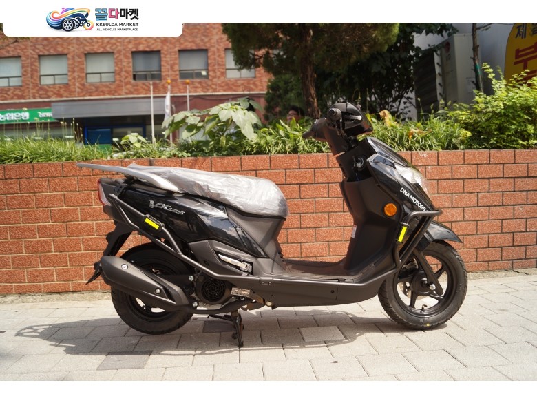 DNA모터스/대림 VX 125 2024년식 범버 장착드립니다.
