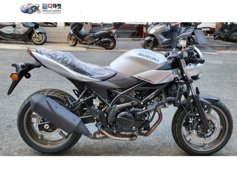 스즈끼 SV 650 X 2024년식 형제모터스/바이크 관련 상담 환영