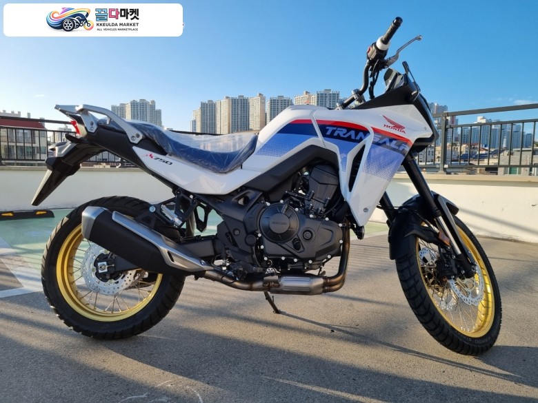 혼다 XL 750 트랜스알프 2023년식 울산 동구 OK모터뱅크 인기 완전좋은 2023년식 XL-750트랜잘프 특별 한정 할인행사중 ~핫!핫!클릭!!
