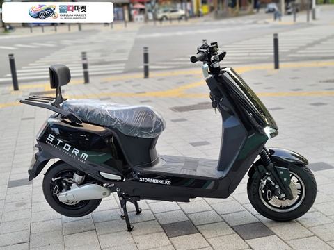 중국기타 전기바이크 2023년식 ［동서울모터랜드-매입대차］전기스쿠터 스톰GT 23년식 신형 크루즈컨트롤 (카드무이자 유선상담 최장 22~36개월할부!)