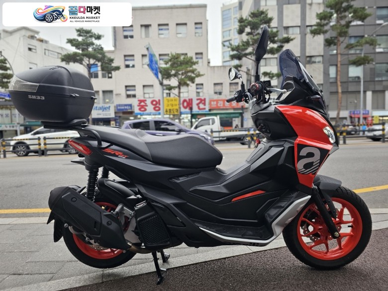 아프릴리아 SR GT 125 S 2023년식 아프릴리아 SR GT 125S / 상태좋은매물 / 할부,대차,캐피탈환영!