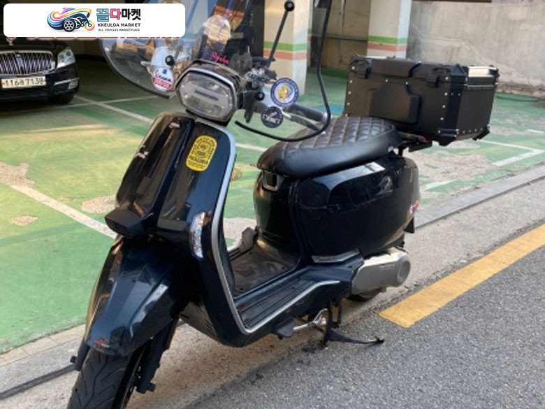 람브레타 V 125 2018년식 람브레타 125  팜