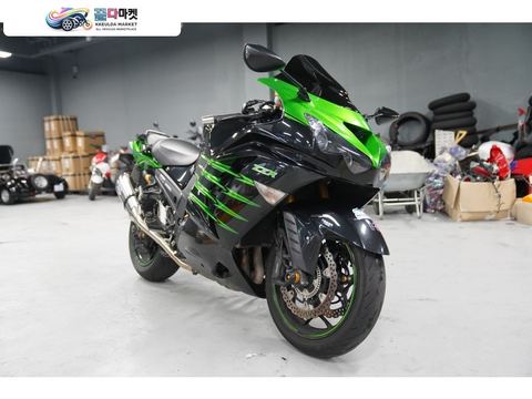 가와사키 ZZR 1400 2015년식 짧은 키로수 보스닌자 ZZR1400 올린즈 에디션 1099만원 !