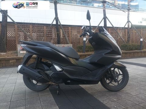 혼다 PCX 125 CBS 2021년식 드라이브애드/DB-005/ 혼다 / PCX CBS /21년식/ 86,000km /자체 할부 판매