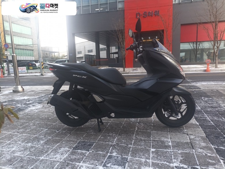 혼다 PCX 125 CBS 2021년식 드라이브애드/DB-007/ 혼다 / PCX CBS /21년식/ 70,000km /자체 할부 판매