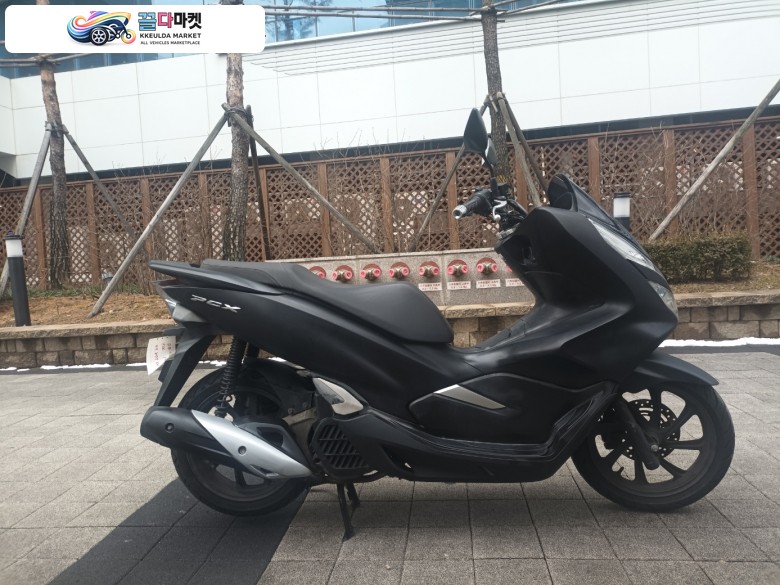 혼다 PCX 125 FI 2019년식 드라이브애드/DB-016/ 혼다 / 더뉴 PCX /19년식/ 49,000km /자체 할부 판매