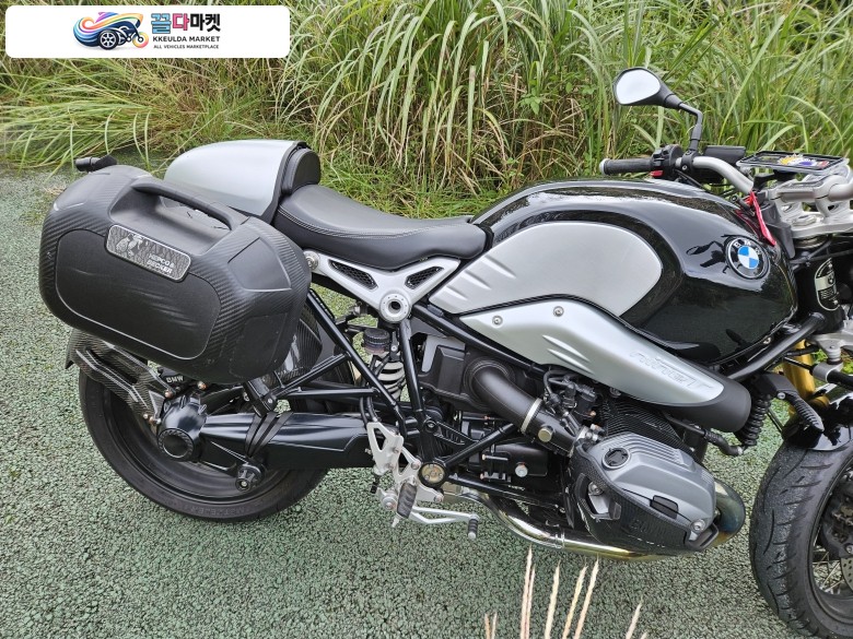 BMW R 나인 T 2020년식 BMW R나인T 소장용 내어놓습니다(상태 최상 무사고)