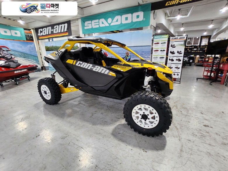 캔암 메버릭 X RS 터보 1000 2024년식 2026년식 메버릭 R SMART-SHOX를 탑재한 MAVERICK RX RS-최초매물-새제품