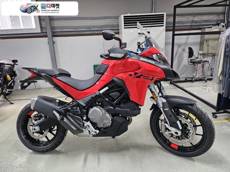 두카티 멀티스트라다 V2 S 2022년식 [제이앤제이] 멀티스트라다 V2S 미등록신차 판매합니다.