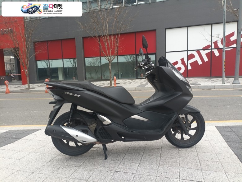 혼다 PCX 125 FI 2019년식 드라이브애드/DB-027/ 혼다 / PCX /19년식/ 74,000km /자체 할부 판매