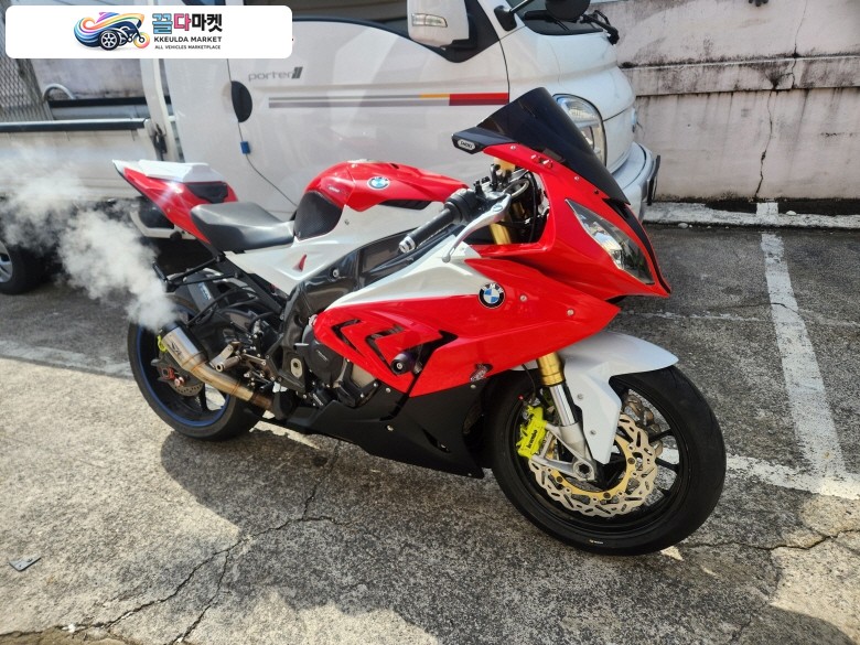 BMW S 1000 RR 2015년식 bmw s1000rr~~2015년~~옵션다수~~