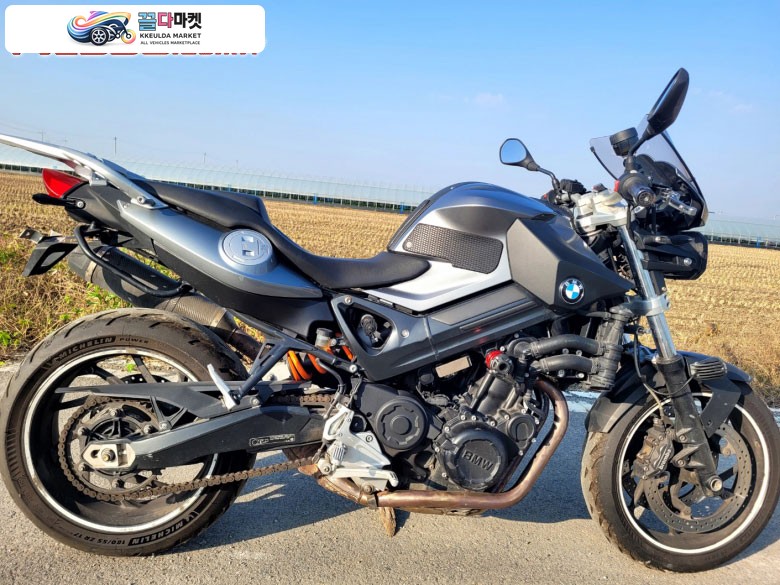 BMW F 800 R 2011년식 급매) 초보자용으로 좋습니다.