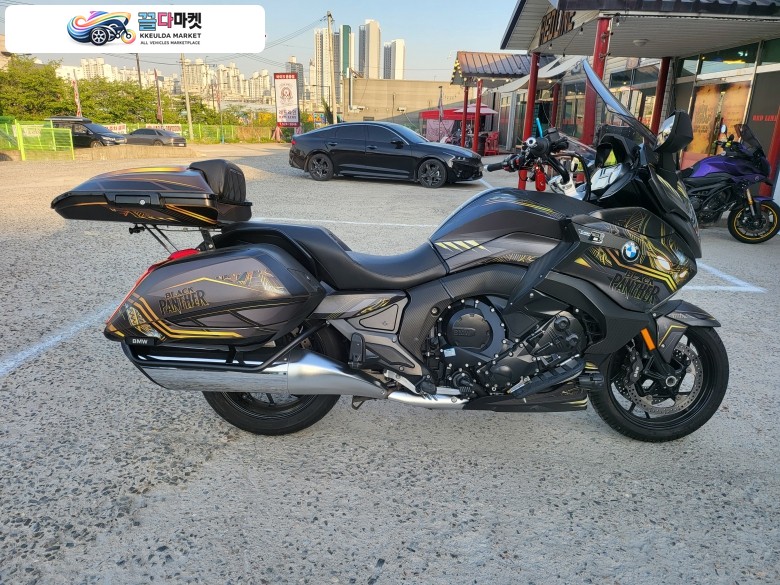 BMW K 1600 B 2018년식 bmw k1600b 풀 반사데칼 (블랙팬서) 판매합니다