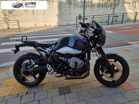 BMW R 나인 T 퓨어 2017년식 2017년식 알나인티 퓨어 옵션 많은 바이크 저렴하게 판매합니다