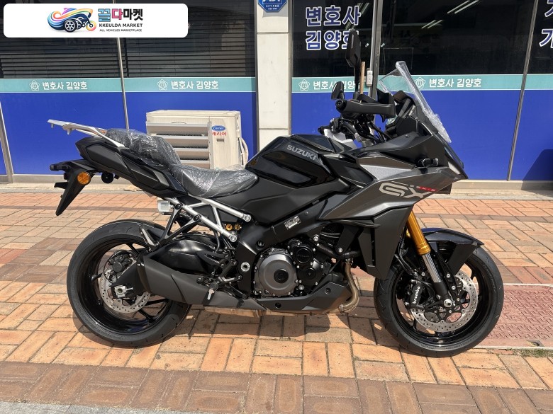 스즈끼 GSX S 1000 GX 2025년식 2025 GSX S1000 GX 신차 판매  280만원 혜택 프로모션 진행중