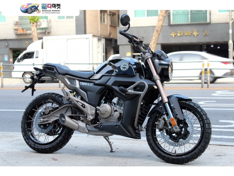 존테스 125 G1 2023년식 그리드. 엔트리급 최강 스펙 네이키드 6단미션 2채널ABS 수냉식 존테스G1 24개월 무이자 이벤트. 할부, 대차, 카드 환영. 전차종 고가 매입 매매 대차 전문