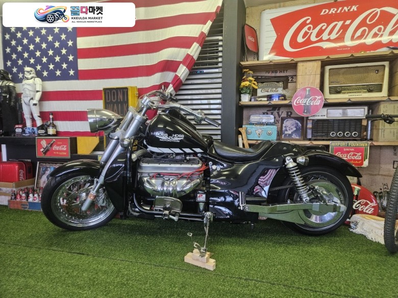 보스호스 V-8 8150 2 SPEED 2003년식 보스호스 5,700cc 8기통 바이크 판매