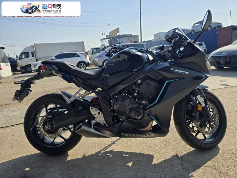 혼다 CBR 650 R ABS 2023년식 HONDA CBRV650 R ABS