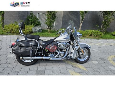 할리데이비슨 헤리티지소프테일클래식 2009년식 품위 있는 헤리티지클래식 처분합니다