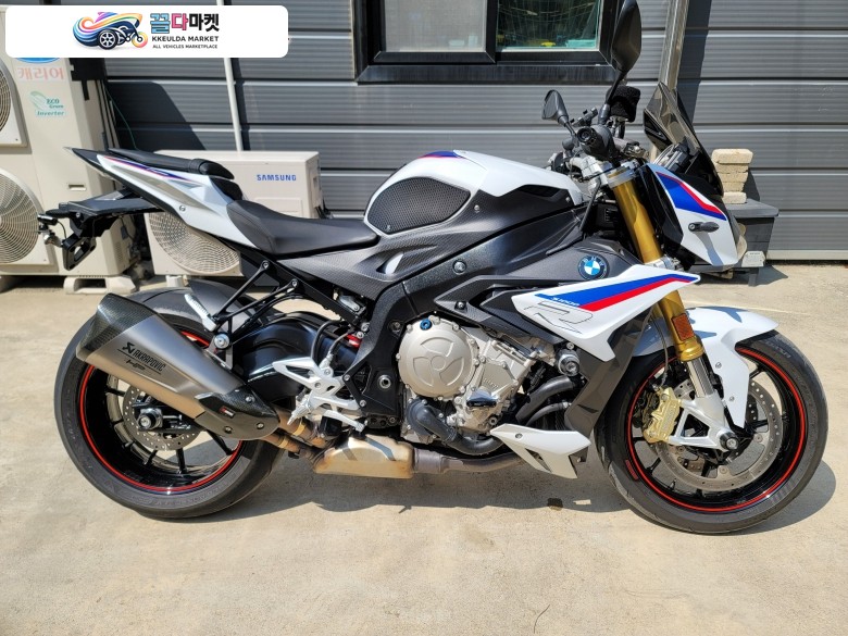BMW S 1000 R 2021년식 SLBIKE 2021년식 BMW S1000R 화이트 판매