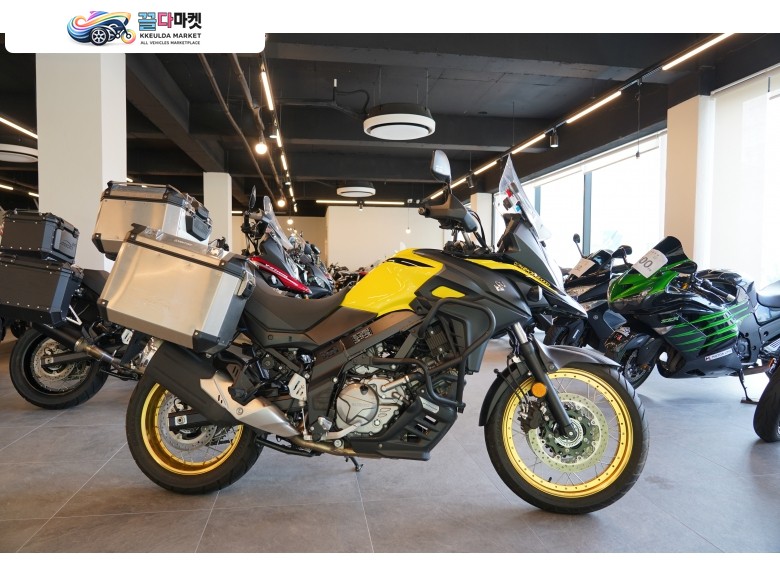 스즈끼 브이 스트롬 650 XT ABS 2019년식 브이스트롬 650 888km !!!