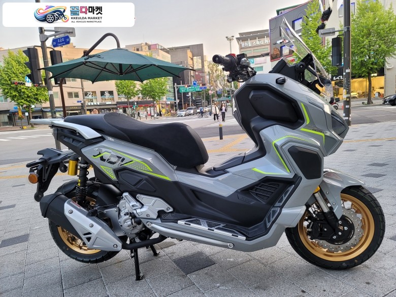 키웨이 비에스테 XDV 250 2025년식 25년신차!! 최고핫한스쿠터! 조기소진예상! 카드12~24개월무이자할부가능!캐피탈환영!