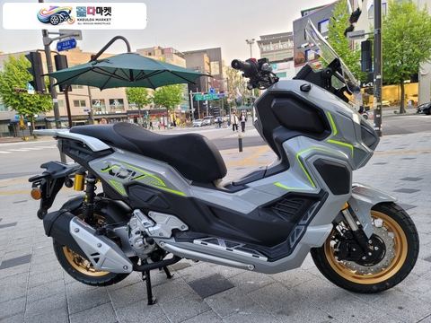 키웨이 비에스테 XDV 250 2025년식 25년신차!! 최고핫한스쿠터! 조기소진예상! 카드12~24개월무이자할부가능!캐피탈환영!