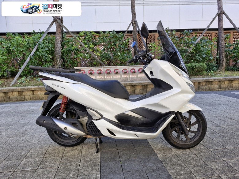 혼다 PCX 125 FI 2018년식 드라이브애드/DB-061/ 혼다 / PCX /18년식/ 6.5만km /중고 오토바이 판매