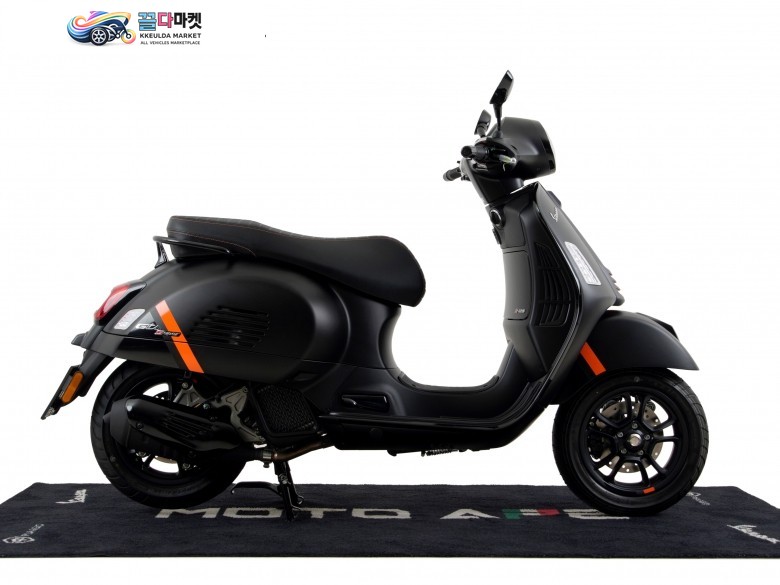 베스파 GTS 125 슈퍼스포츠 2025년식 [베스파공식]무료배송+카드무이자 ~16개월, 신형 GTS 125 슈퍼스포츠 - 무광 블랙