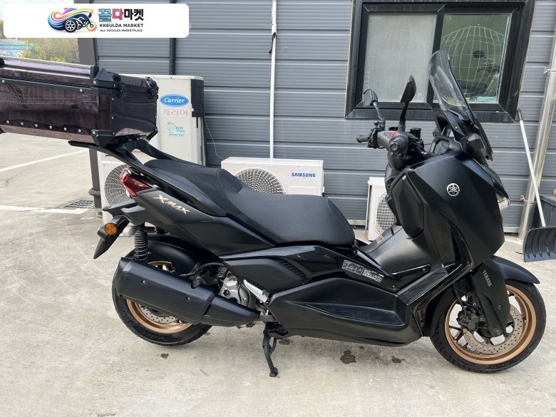야마하 X 맥스 300 ABS 2023년식 SLBIKE 2023년식 야마하 XMAX 300 블랙 페리모델 판매