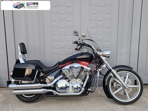 혼다 VT 1300 CS 2010년식 대전 상태좋은 혼다 VT1300CS 판매합니다.