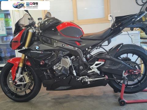 BMW S 1000 R 2018년식 (히말마야450 기변예정)잘 관리된 2018 BMW S1000r 팝니다