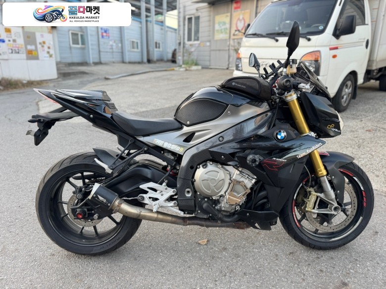BMW S 1000 R 2016년식 bmw s1000r 2016년 풀배기 abs 판매합니다