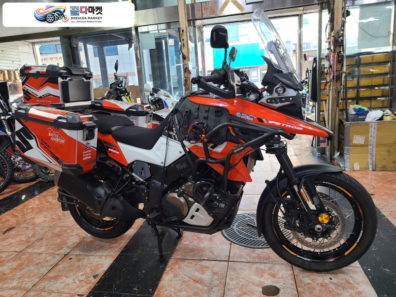 스즈끼 브이 스트롬 1050 XT 2021년식 대구 금강오토바이 스즈키 브이스트롬 1050XT 깨끗한 매물 팝니다...