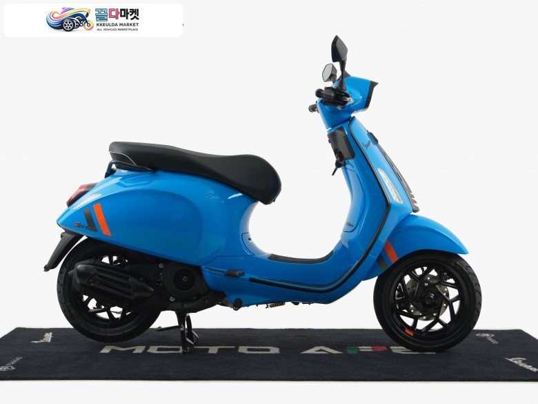 베스파 스프린트 125 ABS 2025년식 [베스파공식]50만원 크레딧+무료배송+카드무이자 ~16개월, 신형 스프린트 S 버전 - 블루 에클레티코
