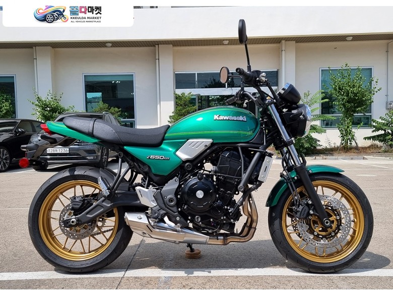가와사키 Z 650 RS ABS 2023년식 //바이크월드// 가와사키 신차 2023년식 Z650RS 그린