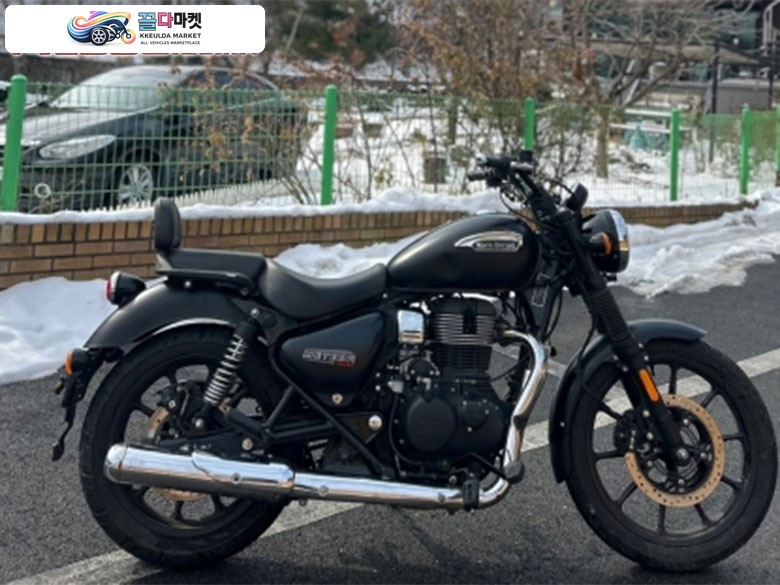 로얄엔필드 메테오 350 2022년식 로얄앤필드 메테오350 (2022)
