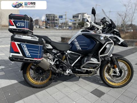 BMW R 1250 GS 어드벤처 2024년식 BMW R1250GS ADV 24년식 신차컨디션 차량 판매합니다.