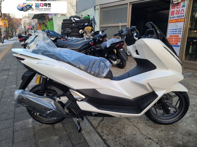 혼다 PCX 125 ABS 2025년식 유성바이크   전차종 매입가능   대차 가능  깔끔  합니다
