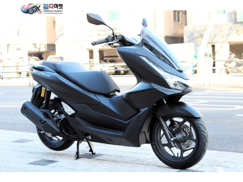 혼다 PCX 125 ABS 2025년식 2025 최신형 혼다 PCX125ABS 신차 판매. 무이자 및 대차 환영