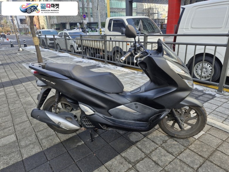 혼다 PCX 125 FI 2019년식 드라이브애드/DB-081/ 혼다 / PCX /19년식/ 3.6만km /중고 오토바이 판매