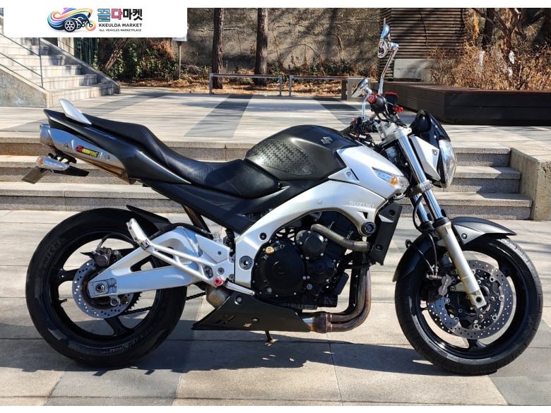 스즈끼 GSR 600 2007년식 스즈키용산점 원모토입니다.